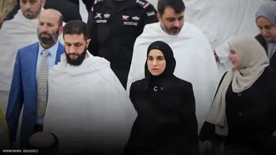 ماجستير في اللغة وجدها ضابط عثماني.. من هي لطيفة الدروبي زوجة أحمد الشرع؟