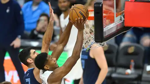 من مباراة كليفلاند كافاليرز وممفيس غريزليز 