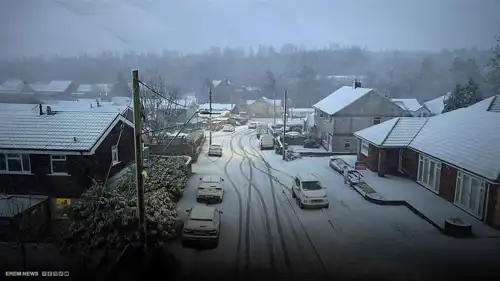 بريطانيا تحت الحصار الأبيض.. أسوأ عاصفة ثلجية منذ 10 سنوات