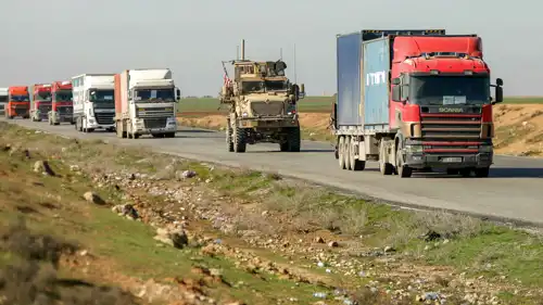 آليات عسكرية أمريكية