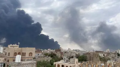 من الغارات الإسرائيلية على مطار صنعاء