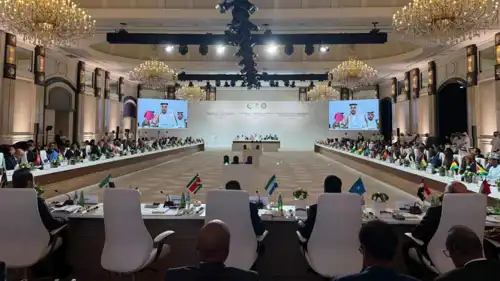 من أعمال القمة 