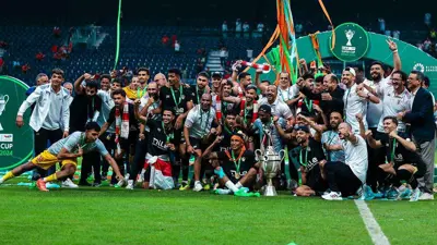 لاعبو الزمالك يحتفلون بالسوبر الإفريقي