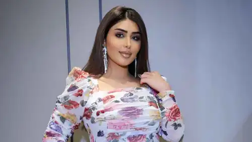 هنادي الكندري 