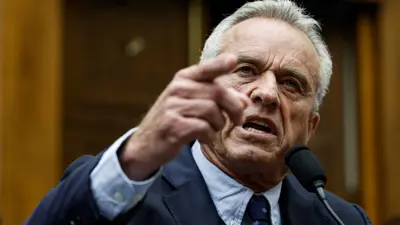  وزير الصحّة الأمريكي روبرت كينيدي جونيور