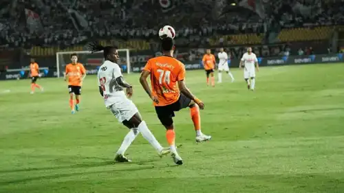 شيكو بانزا في مباراة الزمالك وفاركو
