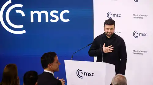 زيلينسكي متحدثاً في مؤتمر ميونيخ للأمن