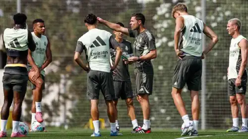 تشابي ألونسو في تدريبات ريال مدريد