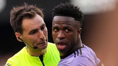 الحكم ريكاردو دي بورغوس