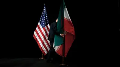 علمان أمريكا وإيران