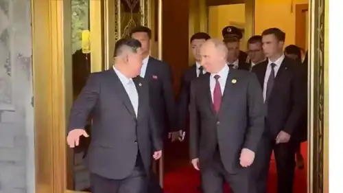 الرئيسان الروسي والكوري الشمالي في بكين