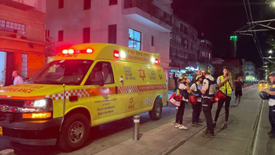 كوادر الإسعاف في مكان العملية