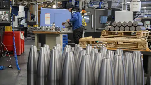 مصنع أسلحة فرنسي