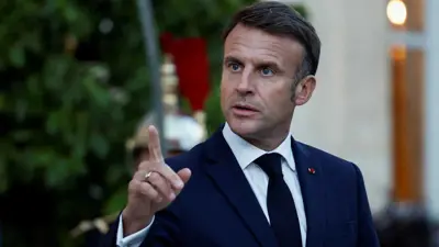 الرئيس الفرنسي ايمانويل ماكرون
