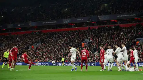 محمد صلاح نجم نادي ليفربول