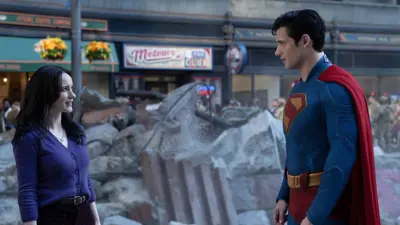 رايتشل بروسنان وديفيد كورنسويت في سوبرمان