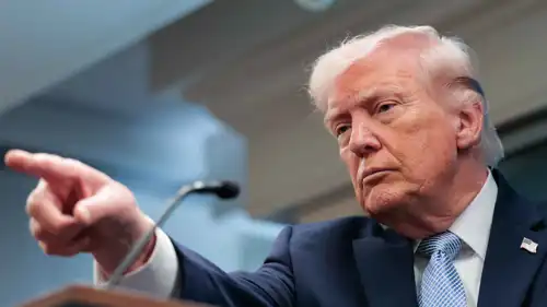 الرئيس الأمريكي دونالد ترامب