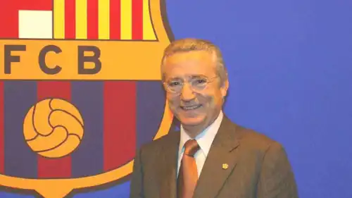 إنريك رينا مارتينيز رئيس برشلونة الأسبق