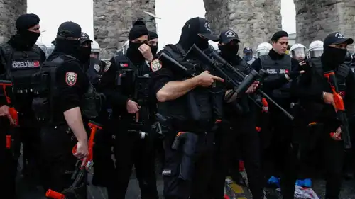 عناصر من قوات الشرطة التركية.