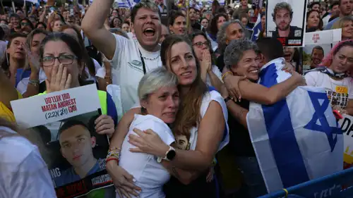 عائلات الرهائن المفرج عنهم في تل أبيب