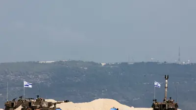 المدفعية الإسرائيلية قبالة الجنوب اللبناني