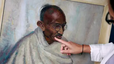 اللوحة النادرة لغاندي