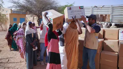 توزيع مساعدات إماراتية في السودان