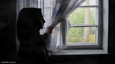"نوافذ البيوت" في مرمى الحظر..قيود جديدة على المرأة الأفغانية