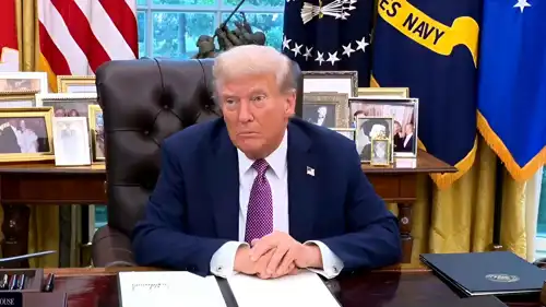 ترامب خلال حديثه للصحفيين