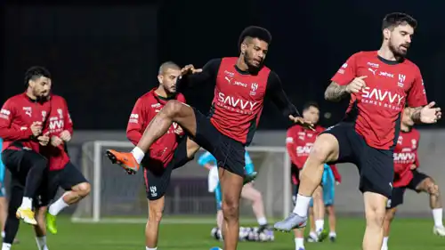 تدريبات فريق الهلال السعودي