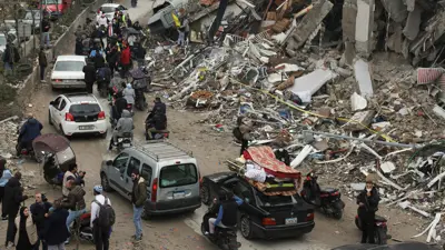 نازحون لبنانيون عادوا إلى منازل مدمرة