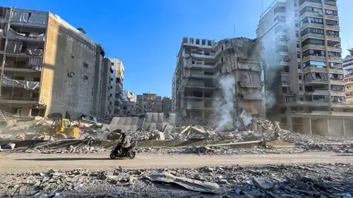 أضرار خلفتها غارة إسرائيلية على بيروت