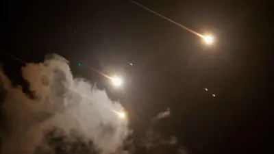 صواريخ إيرانية تتجه نحو مواقع إسرائيلية