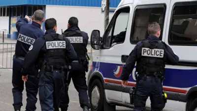 عناصر من الشرطة الفرنسية