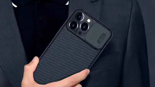 هاتف ذكي محمي بغطاء للكاميرات