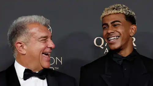 لامين يامال وخوان لابورتا