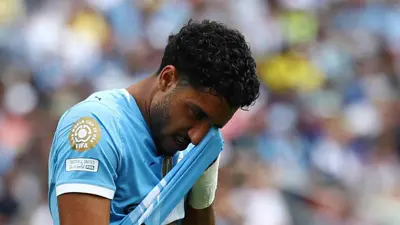 عمر مرموش نجم مانشستر سيتي