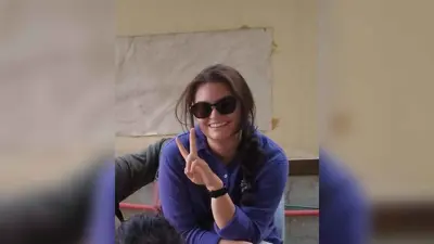 المتضامنة الأمريكية التركية عائشة نور إزغي 