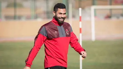 أحمد فتحي نجم الأهلي السابق