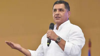 خورخي إيفان أوسبينا أول سفير كولومبي في الأراضي الفلسطينية