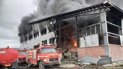 الحريق في مدينة "نور" الصناعية بمحافظة مازندران شمال ايران