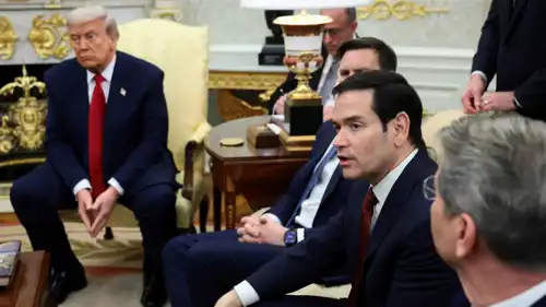 ترامب ونائبه فانس ووزير الخارجية روبيو