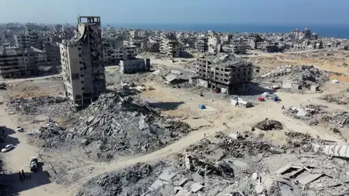 صورة تُظهر حيًا سكنيًا في مدينة غزة