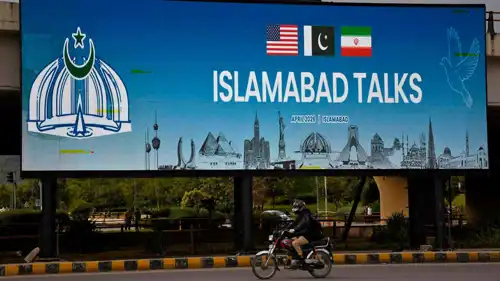 لوحة عن مفاوضات أمريكا وإيران في إسلام آباد، باكستان
