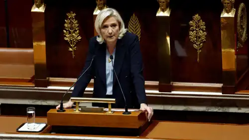 زعيمة حزب التجمع الوطني مارين لو بان