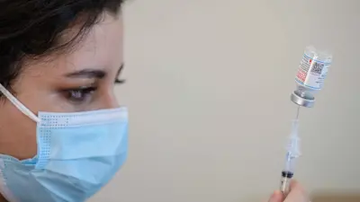 متحورا فليرت وإل بي.1، ينتشران بسهولة كبيرة خلال الصيف