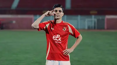 أشرف بن شرقي نجم الأهلي المصري