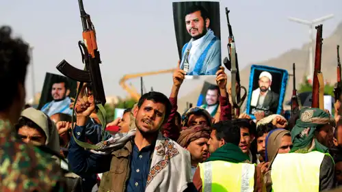 عناصر موالية لميليشيا الحوثي في صنعاء