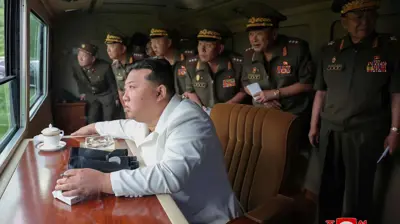  كيم جونغ أون وكبار قادته