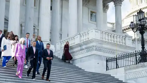 ديمقراطيون في مجلس النواب يتوجهون لعقد مؤتمر صحفي